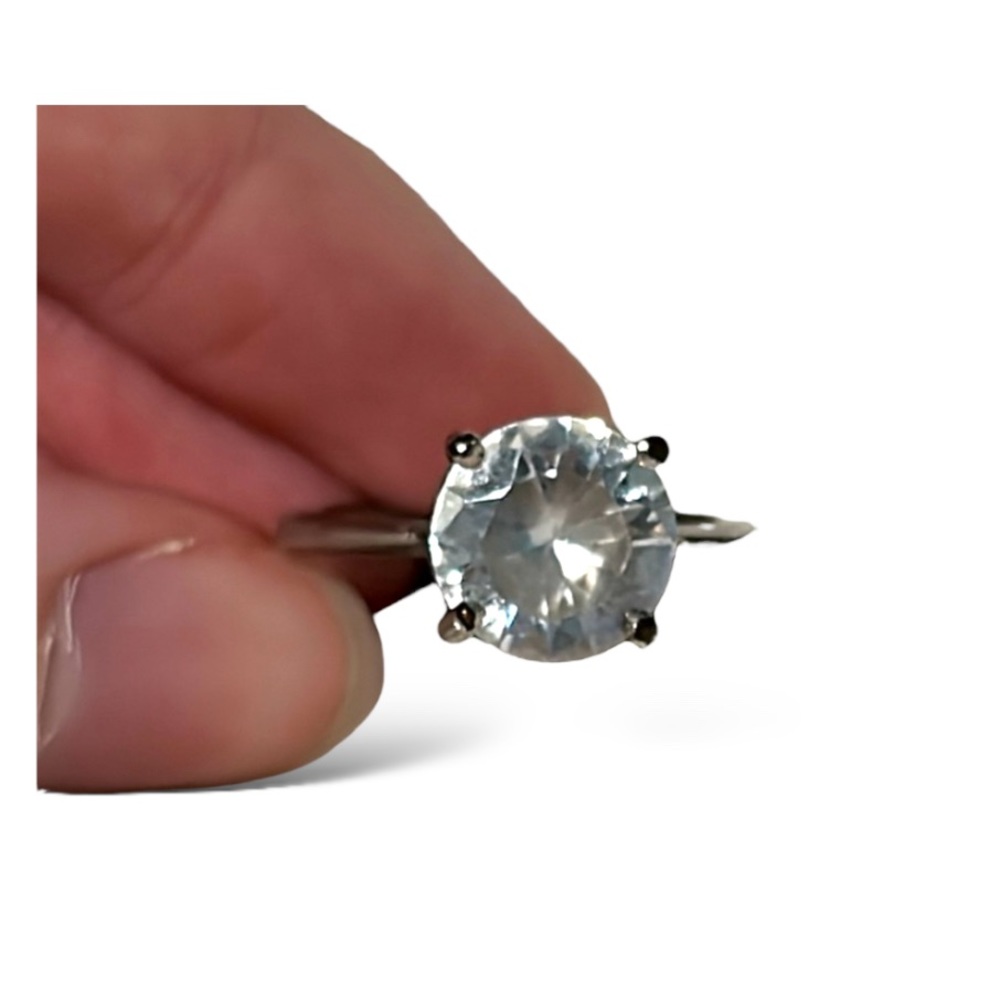 Stunning Costume Diamond Ring - Size 7